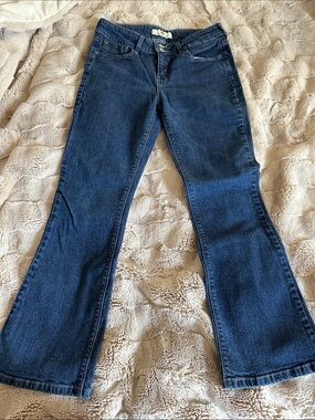 Levi's Women's 526 Slender Boot Dark Blue Jeans - Size 8S